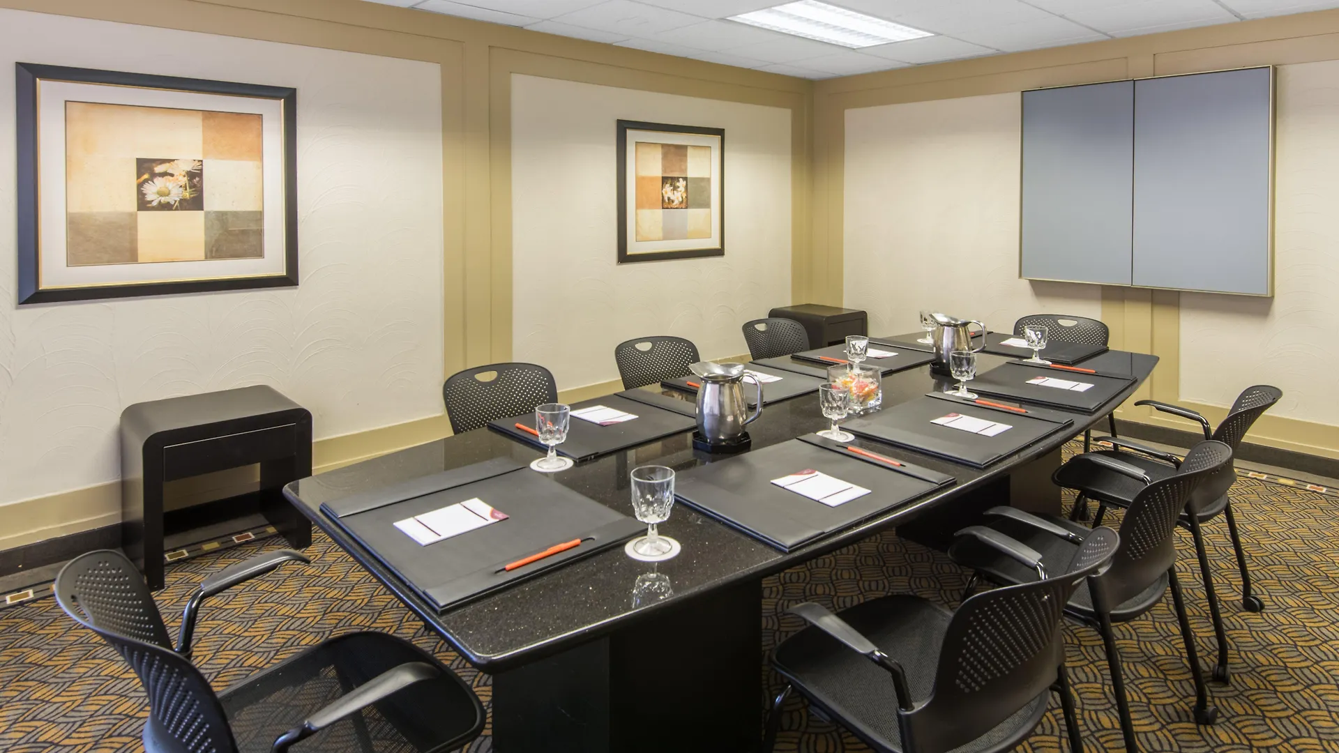 Crowne Plaza Hotel Virginia Beach-Norfolk By Ihg