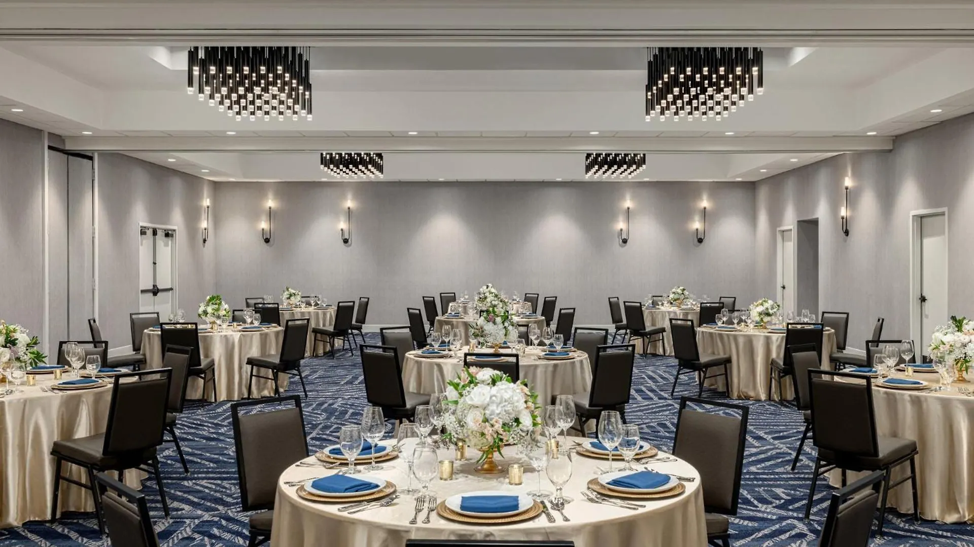 Crowne Plaza Hotel Virginia Beach-Norfolk By Ihg