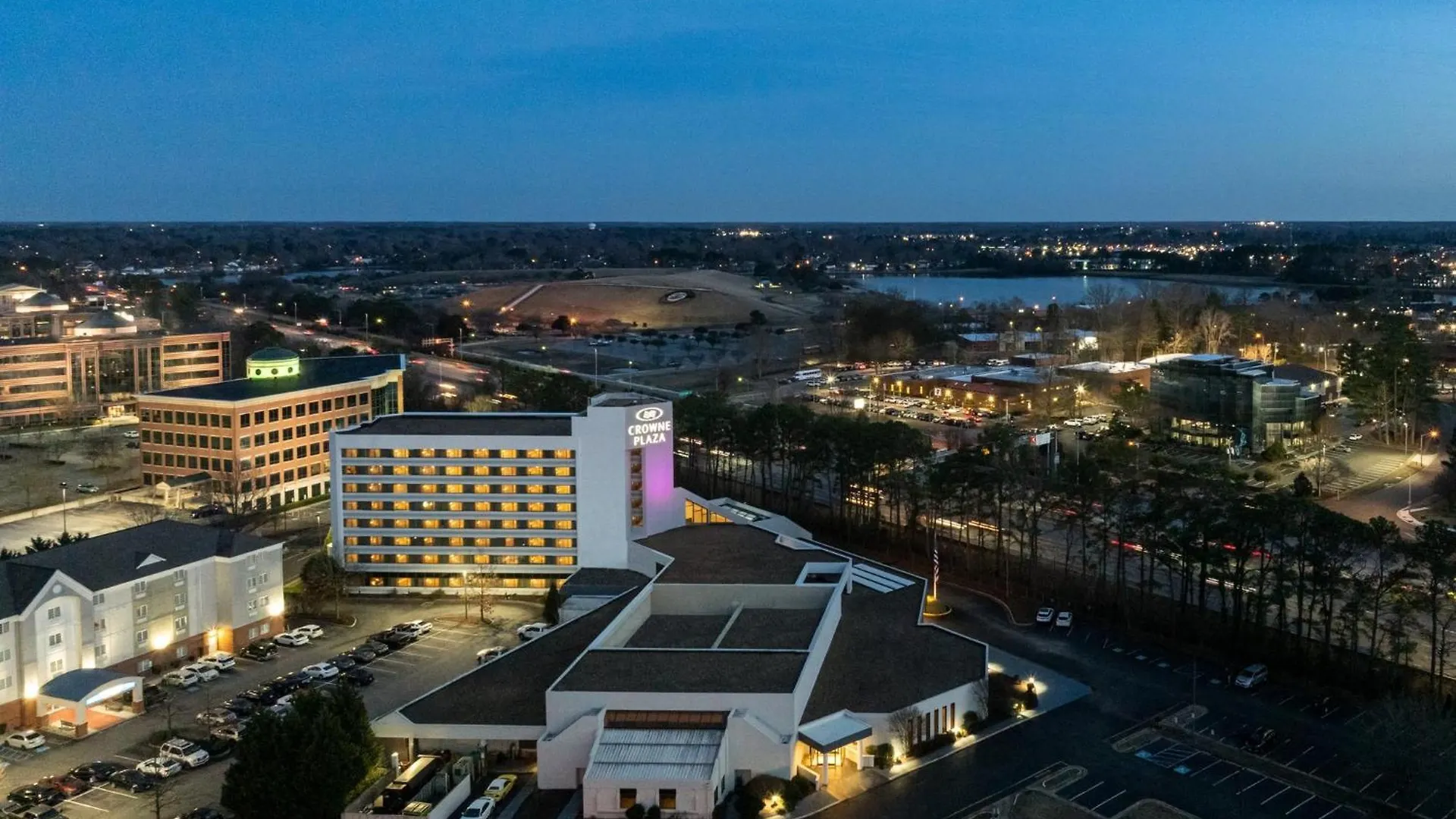 Crowne Plaza Hotel Virginia Beach-Norfolk By Ihg 4*,  United States